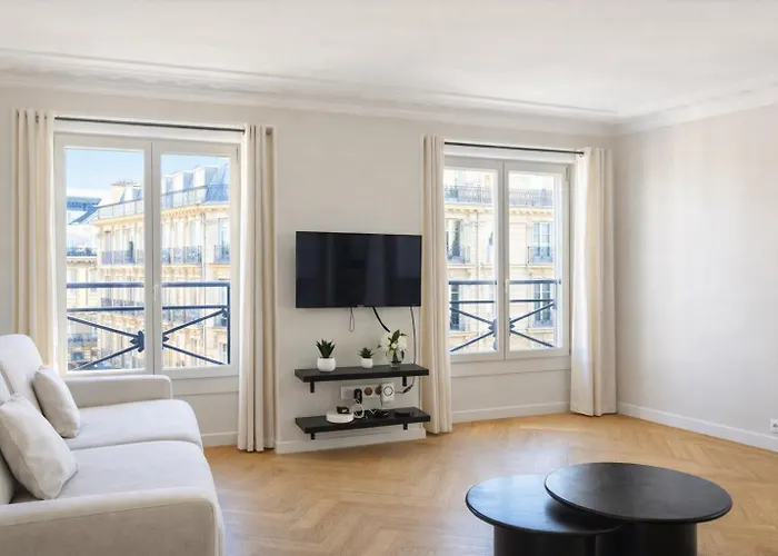 Luxury In Center
